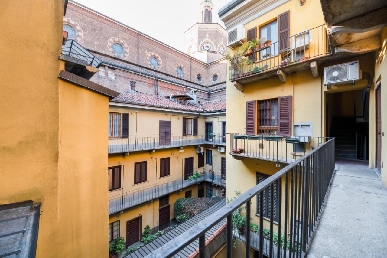 Easylife - Splendido Appartamento Con Vista Sul Naviglio Grande Милан Экстерьер фото